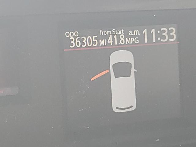 Photo 8 from auction – 2017 TOYOTA PRIUS C with VIN JTDKDTB31H1591371