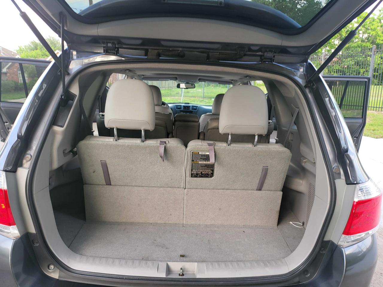 Photo 9 from auction – 2011 TOYOTA HIGHLANDER with VIN 5TDDK3EH3BS080499