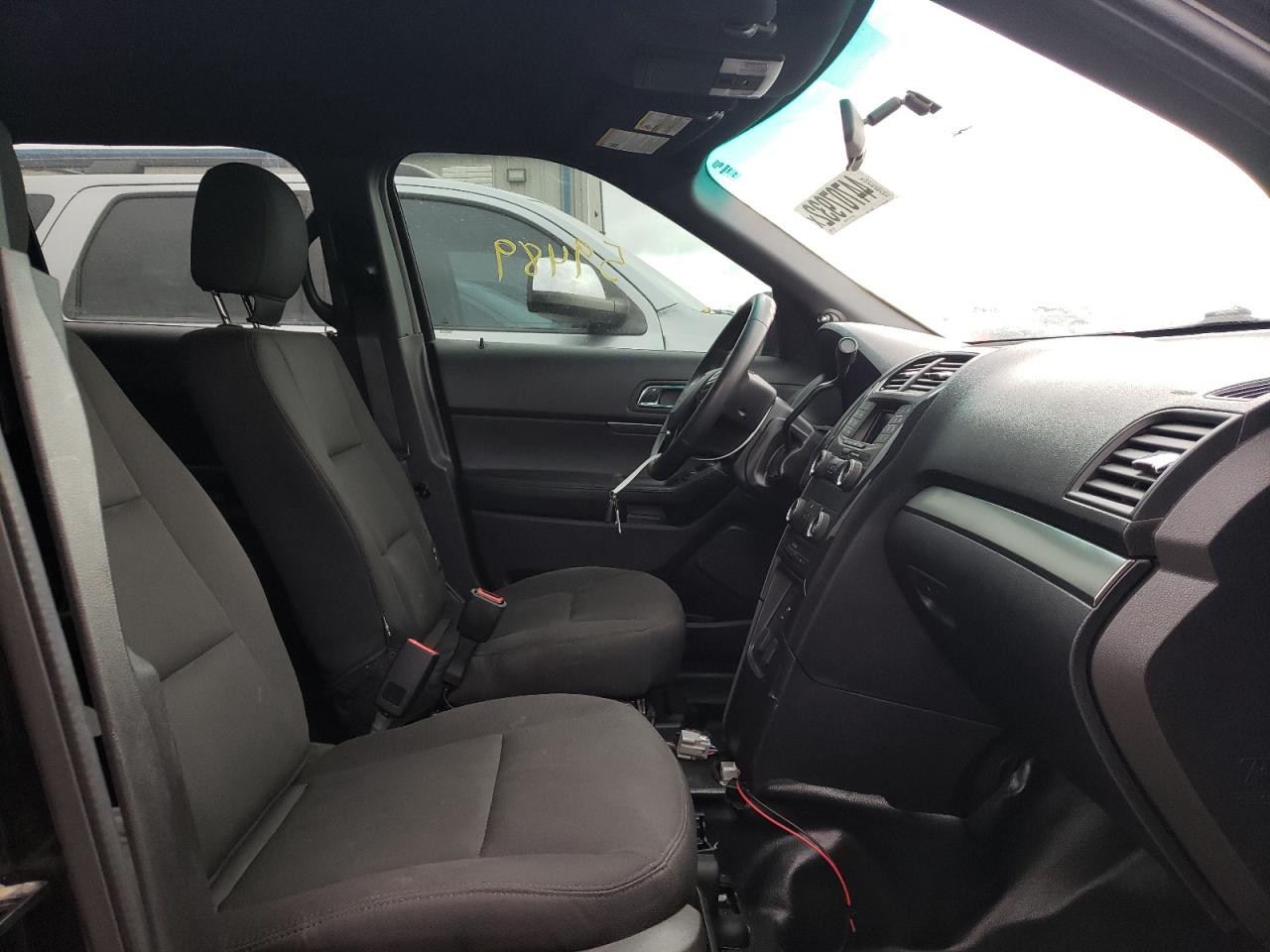 Photo 5 from auction – 2019 FORD EXPLORER P with VIN 1FM5K8AR3KGA12600