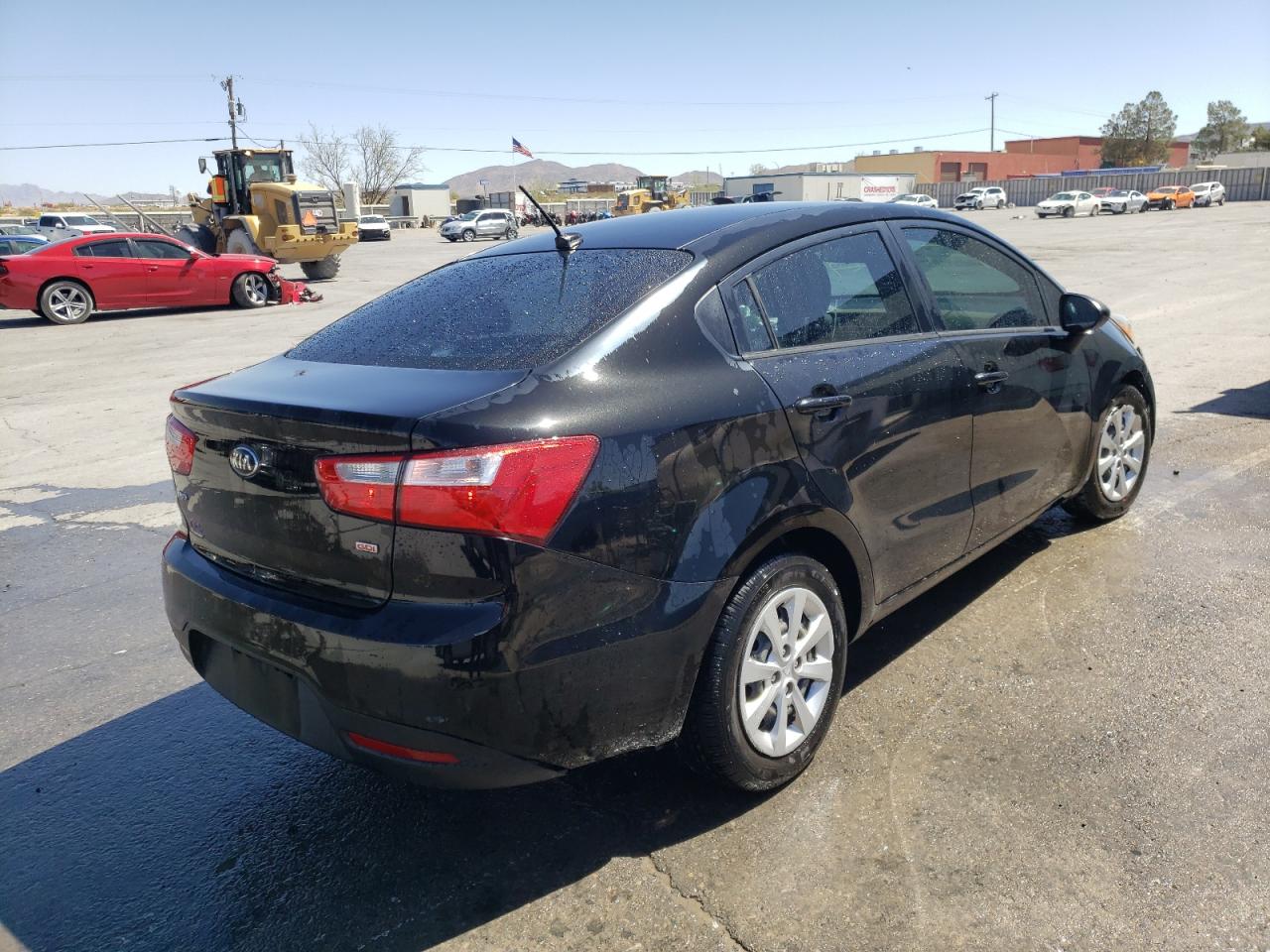 Photo 4 from auction – 2015 KIA RIO LX with VIN KNADM4A32F6515090
