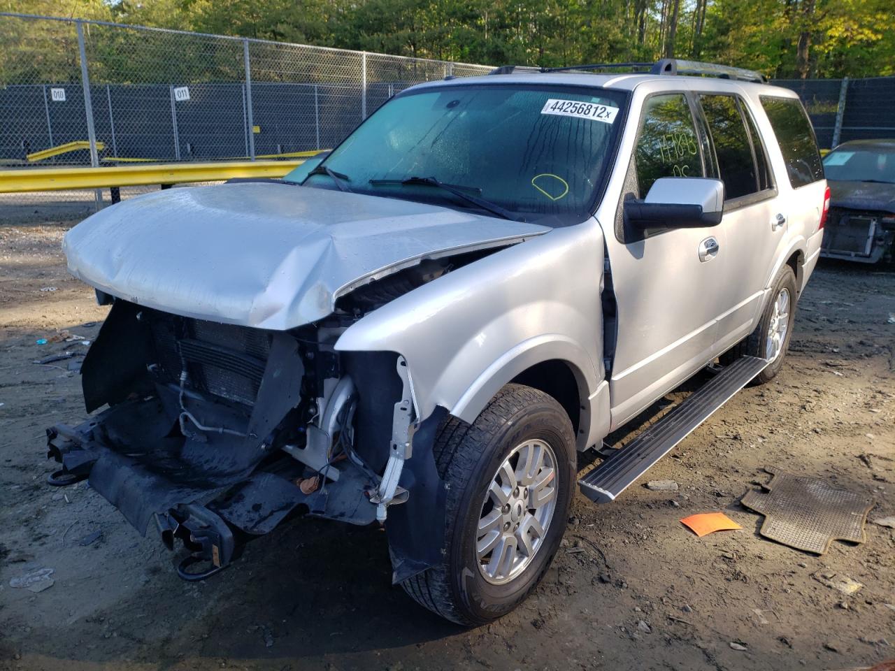 Photo 2 from auction – 2012 FORD EXPEDITION with VIN 1FMJU2A51CEF10763