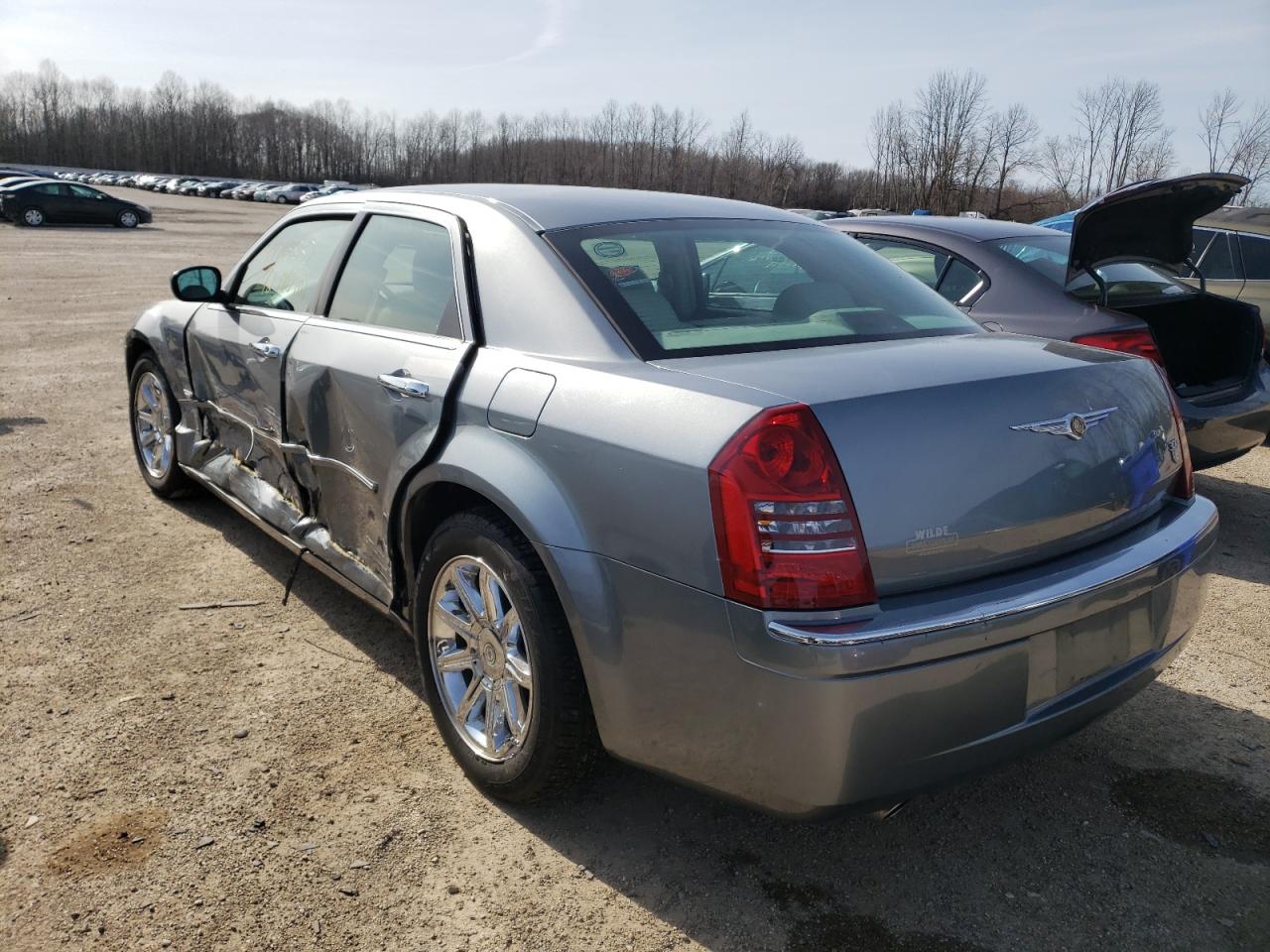 Photo 3 from auction – 2006 CHRYSLER 300C with VIN 2C3KA63H76H254114