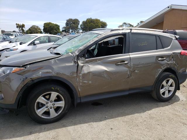 Photo 9 from auction – 2014 TOYOTA RAV4 XLE with VIN 2T3RFREV6EW215304