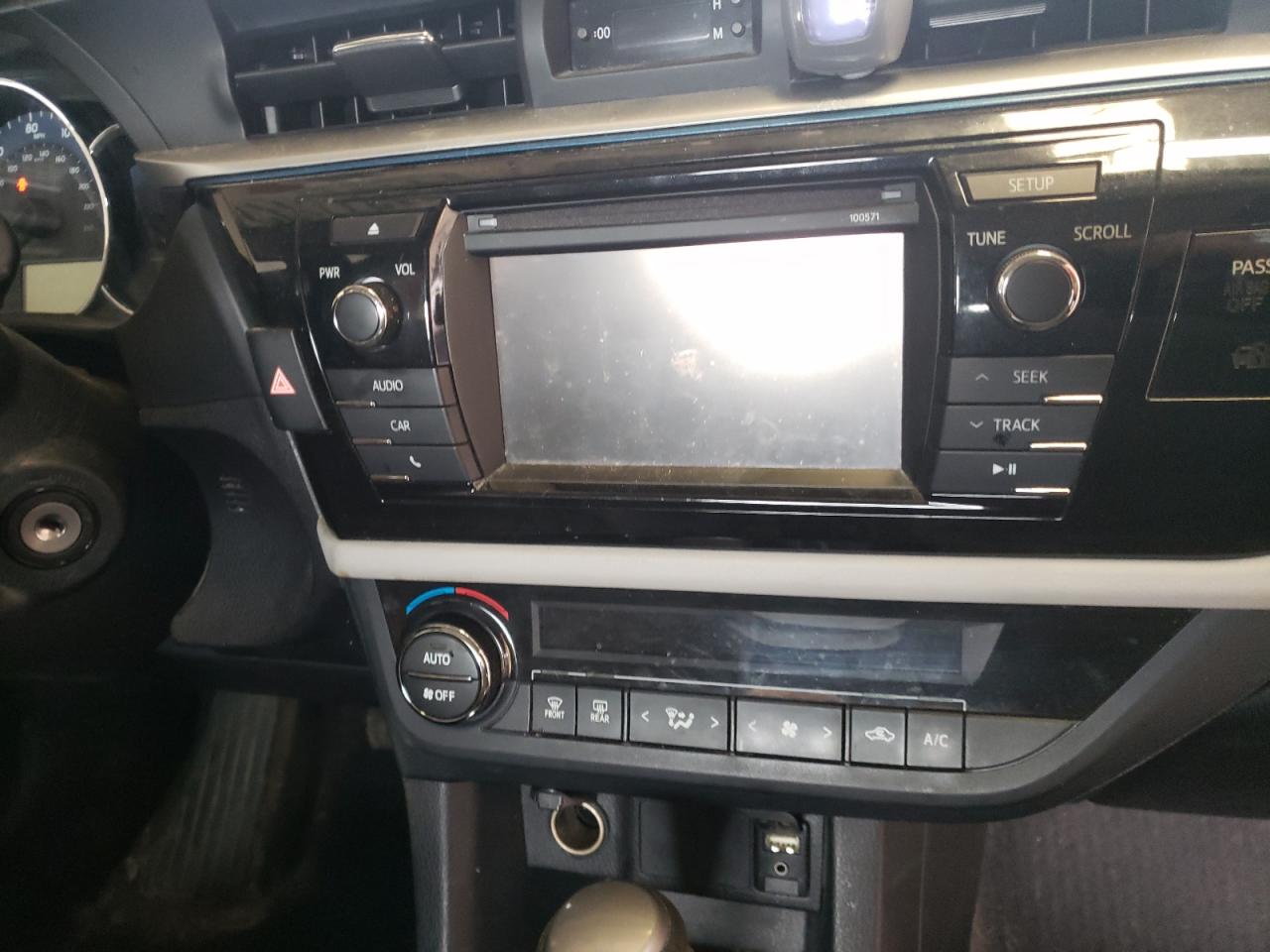Photo 9 from auction – 2016 TOYOTA COROLLA L with VIN 2T1BURHE9GC601554