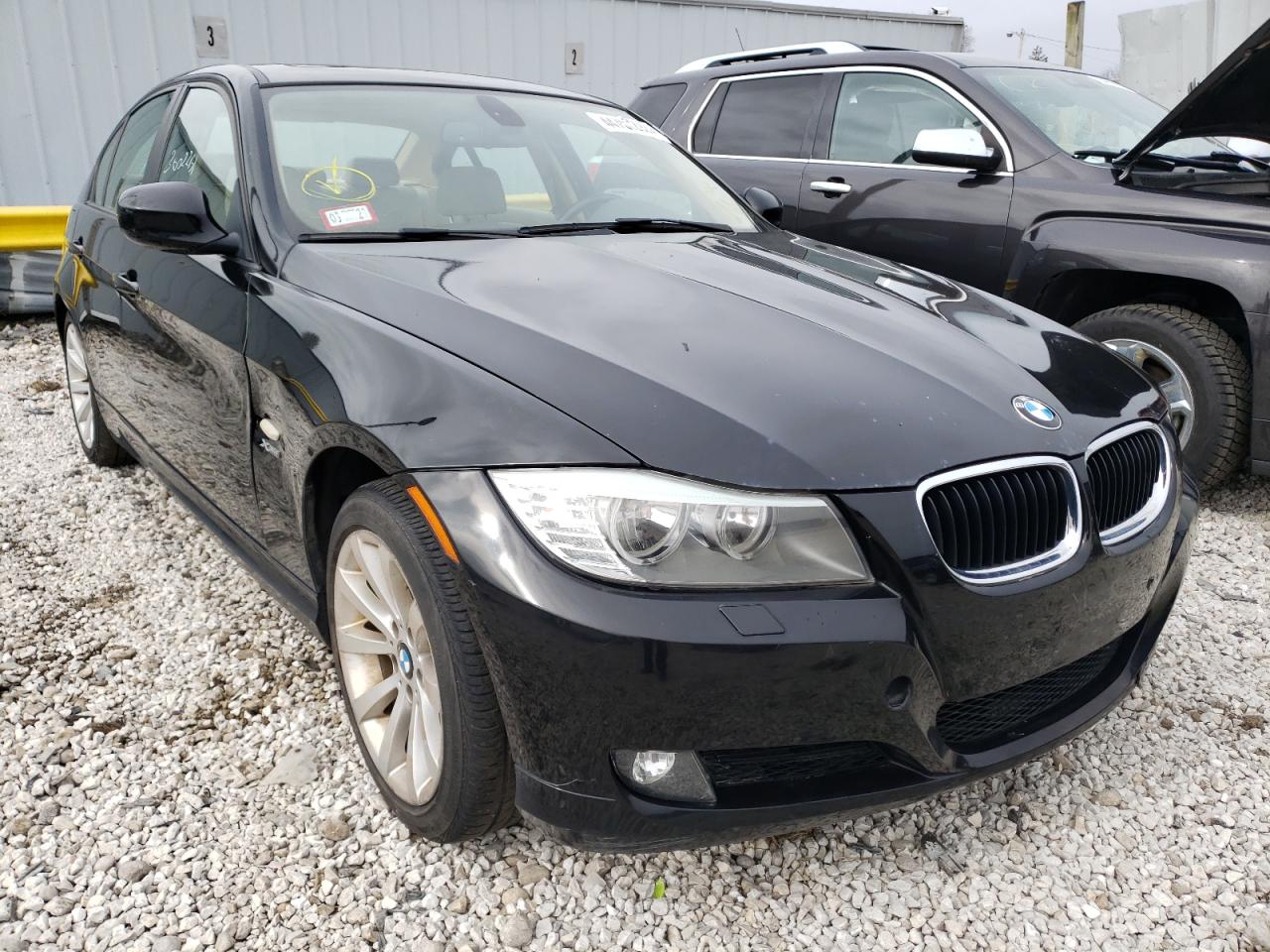 BMW 328 XI 2011 with VIN WBAPK7G58BNN69927 - Photo from auction