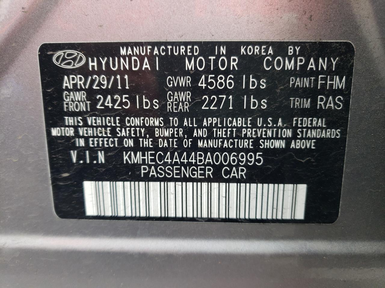 Photo 11 from auction – 2011 HYUNDAI SONATA HYB with VIN KMHEC4A44BA006995