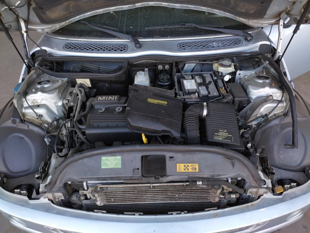 Photo 7 from auction – 2003 MINI COOPER with VIN WMWRC33443TE17011