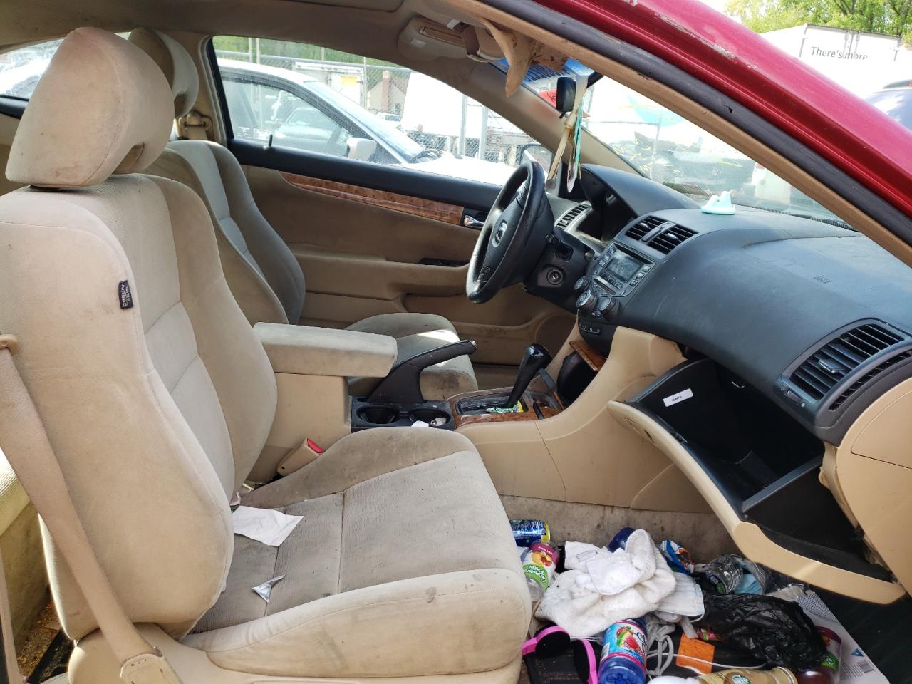 Photo 5 from auction – 2004 HONDA ACCORD EX with VIN 1HGCM72564A001058
