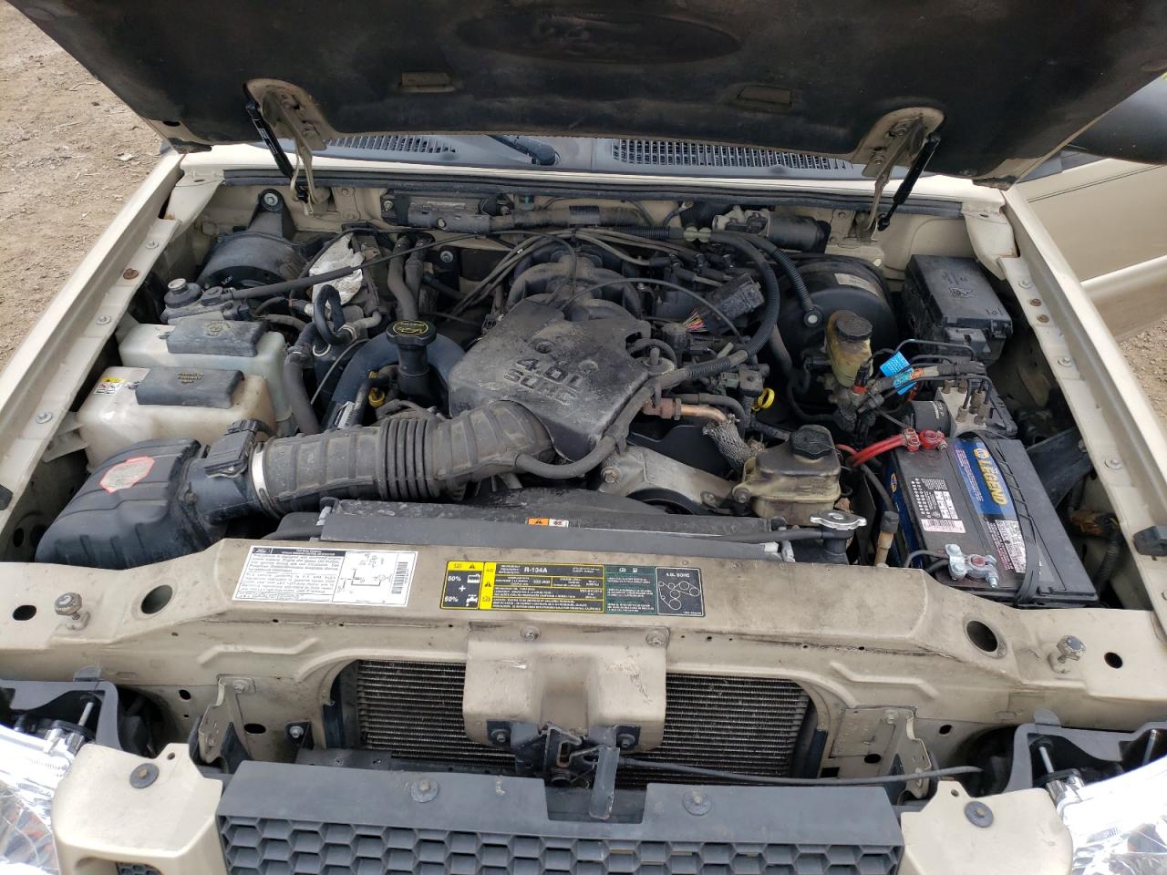 Photo 7 from auction – 2002 FORD EXPLORER S with VIN 1FMZU67E82UD16480