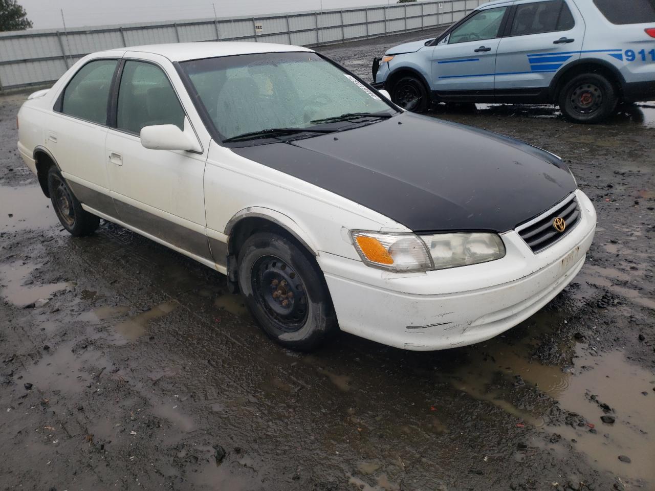 Photo 1 from auction – 2000 TOYOTA CAMRY CE with VIN 4T1BG22K5YU970439