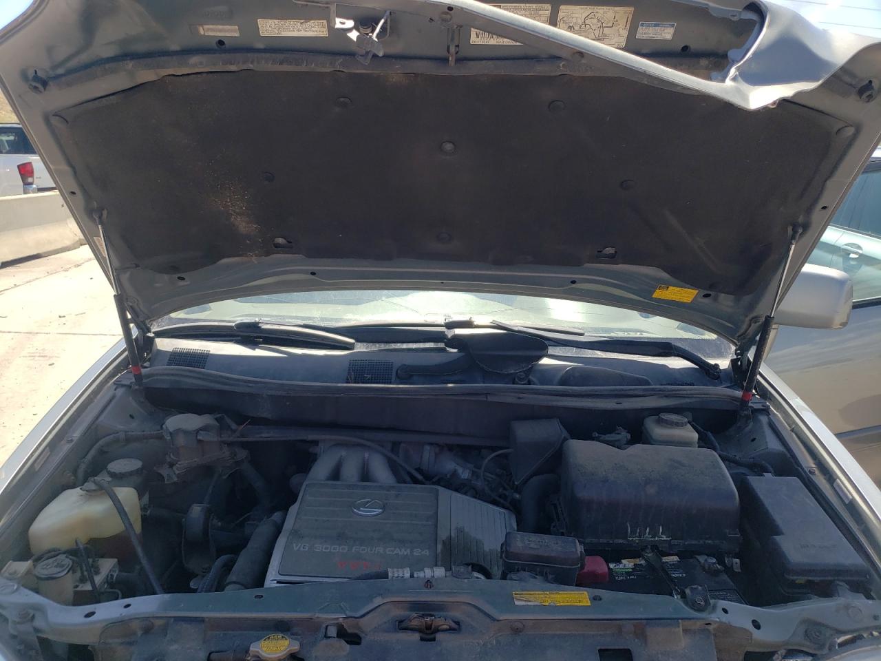 Photo 7 from auction – 2002 LEXUS RX 300 with VIN JTJHF10U620279593