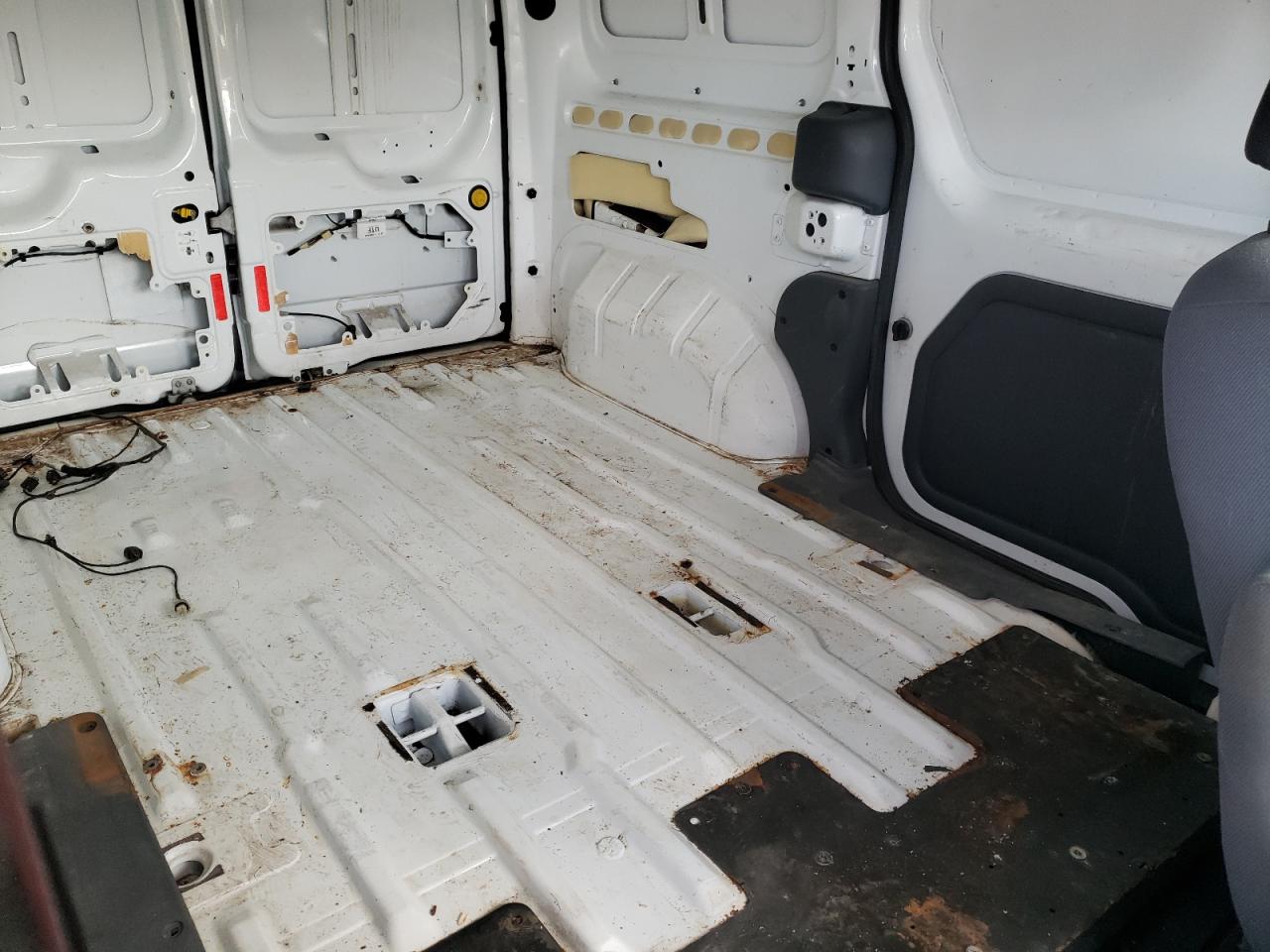 Photo 18 from auction – 2012 FORD TRANSIT CO with VIN NM0LS7AN4CT088464