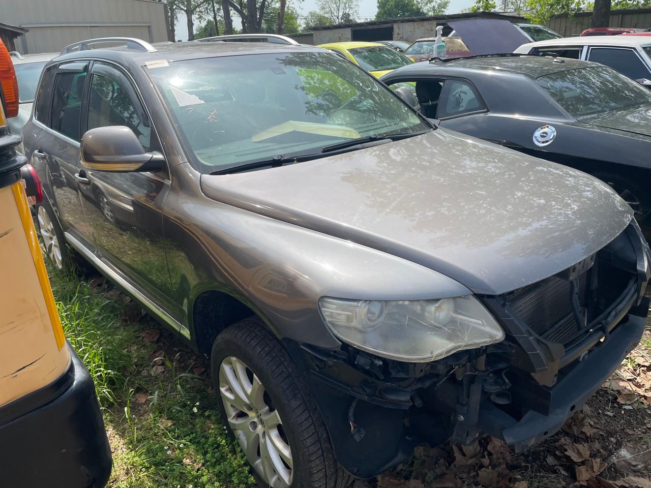 VOLKSWAGEN TOUAREG 2 2008 with VIN WVGCB77L38D002602 - Photo from auction
