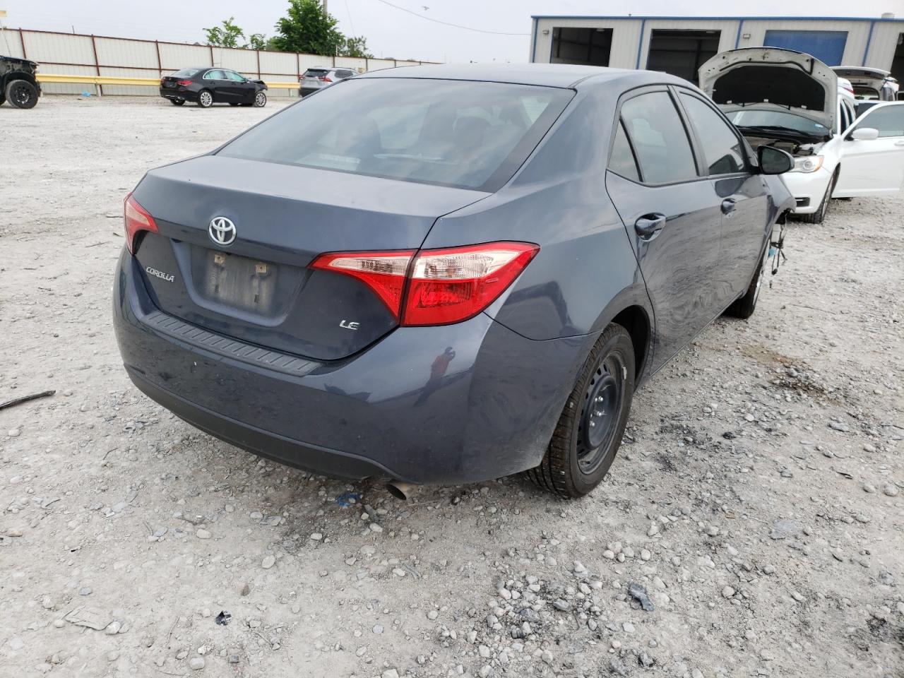Photo 4 from auction – 2017 TOYOTA COROLLA L with VIN 5YFBURHEXHP728976
