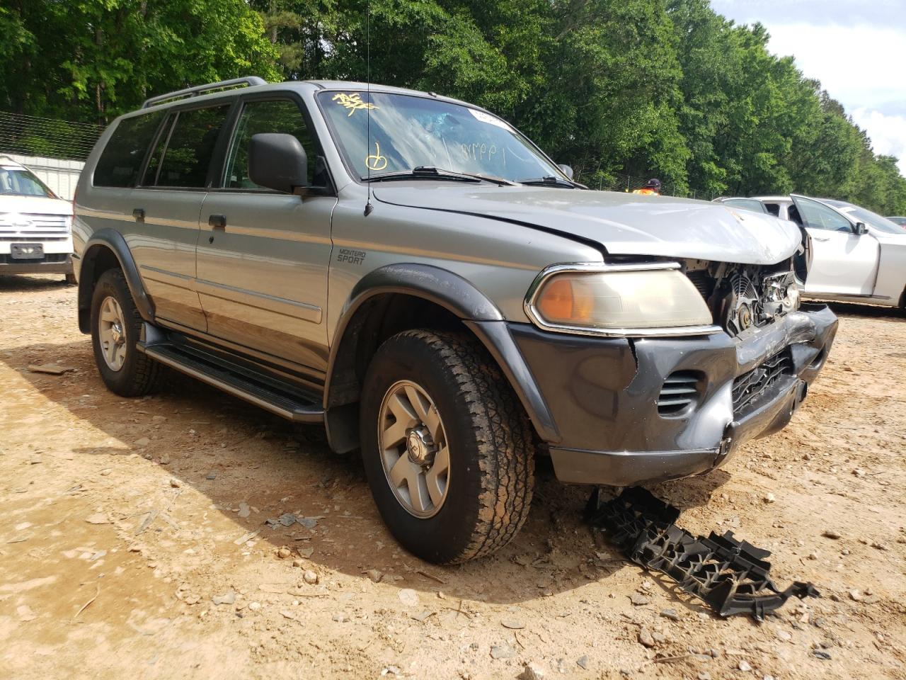 MITSUBISHI MONTERO SP 2001 with VIN JA4LS31H01P019101 - Photo from auction