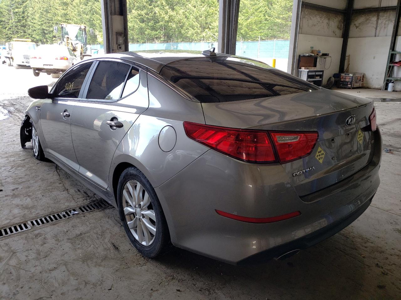 Photo 3 from auction – 2015 KIA OPTIMA LX with VIN 5XXGM4A70FG477301