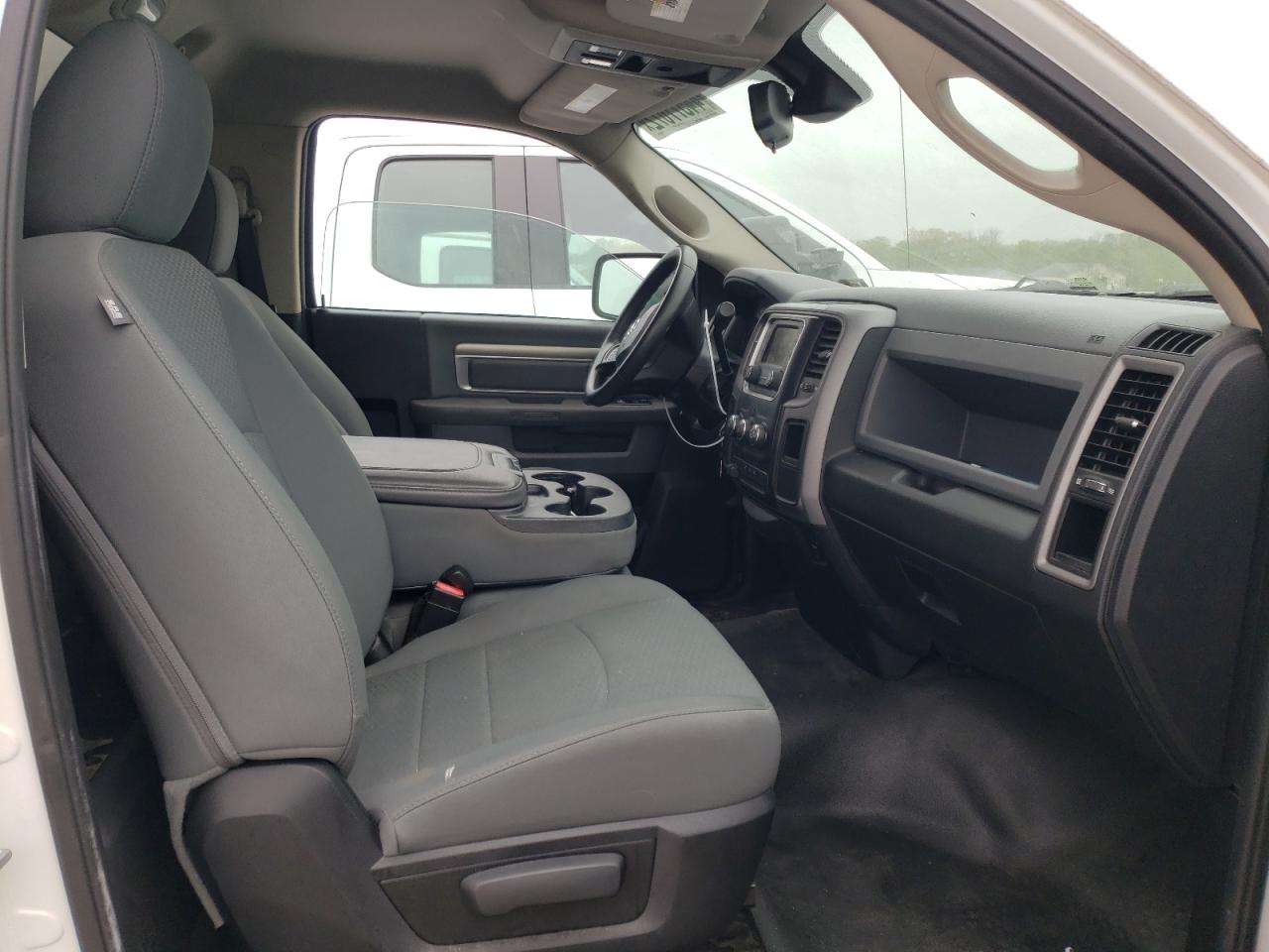 Photo 5 from auction – 2014 RAM 2500 ST with VIN 3C6MR4AL8EG327991