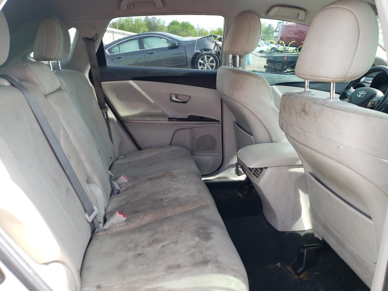 Photo 6 from auction – 2010 TOYOTA VENZA with VIN 4T3ZA3BB3AU035052