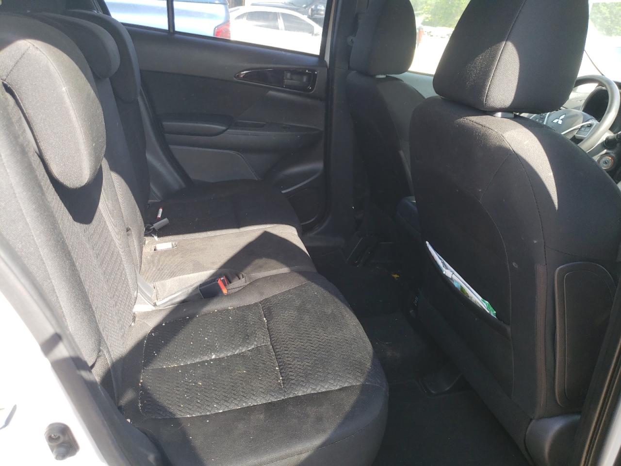 Photo 6 from auction – 2020 MITSUBISHI ECLIPSE CR with VIN JA4AS3AA1LZ008299