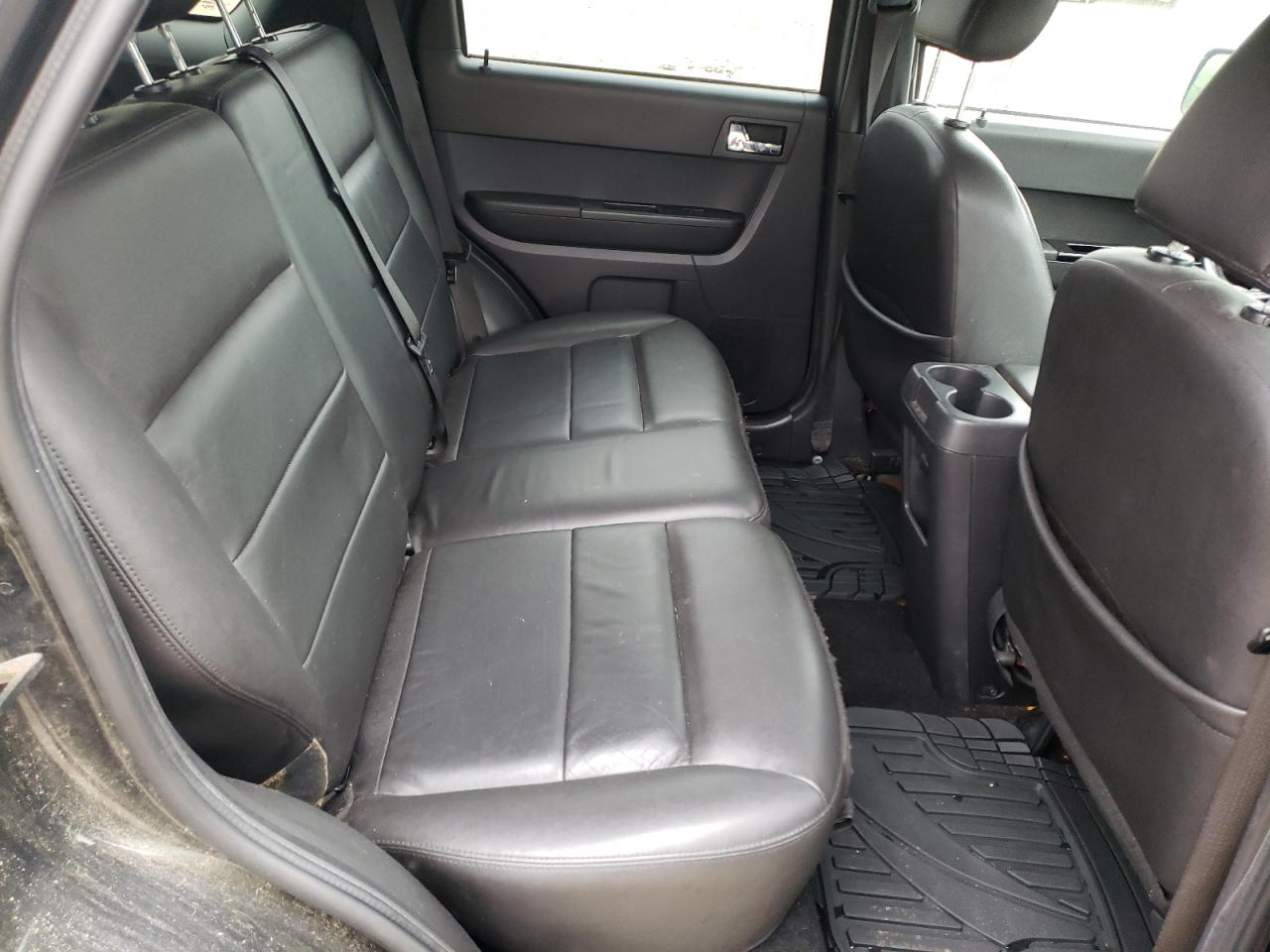 Photo 6 from auction – 2008 FORD ESCAPE LIM with VIN 1FMCU04188KC67421