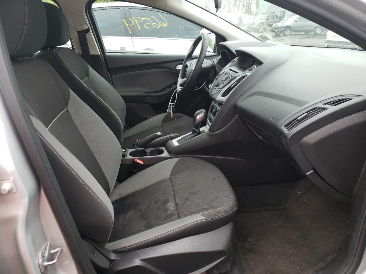 Photo 5 from auction – 2014 FORD FOCUS SE with VIN 1FADP3K22EL188819