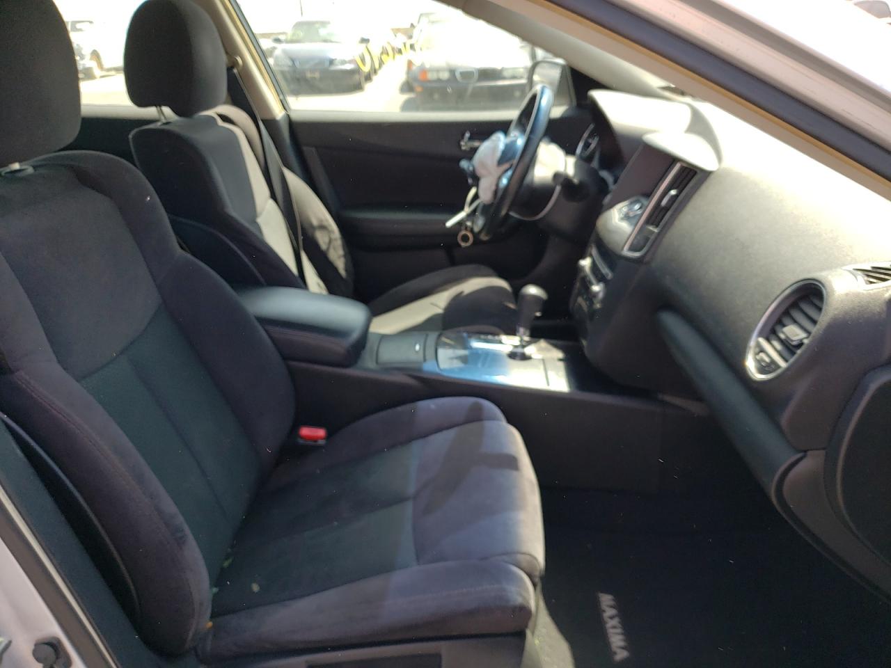 Photo 5 from auction – 2014 NISSAN MAXIMA S with VIN 1N4AA5AP2EC443479
