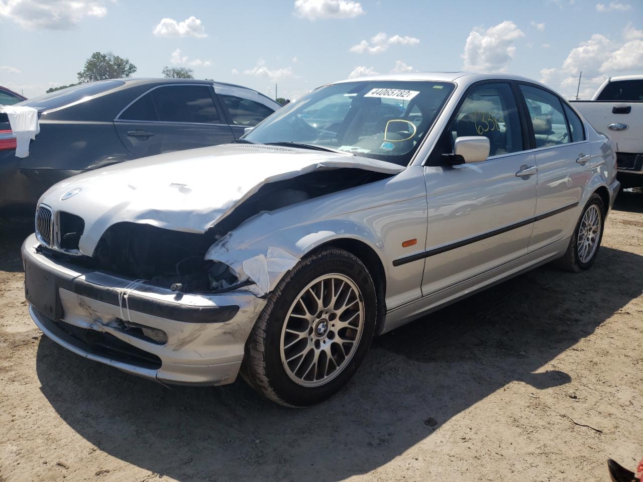 Photo 2 from auction – 2000 BMW 328 I with VIN WBAAM5345YFR16845