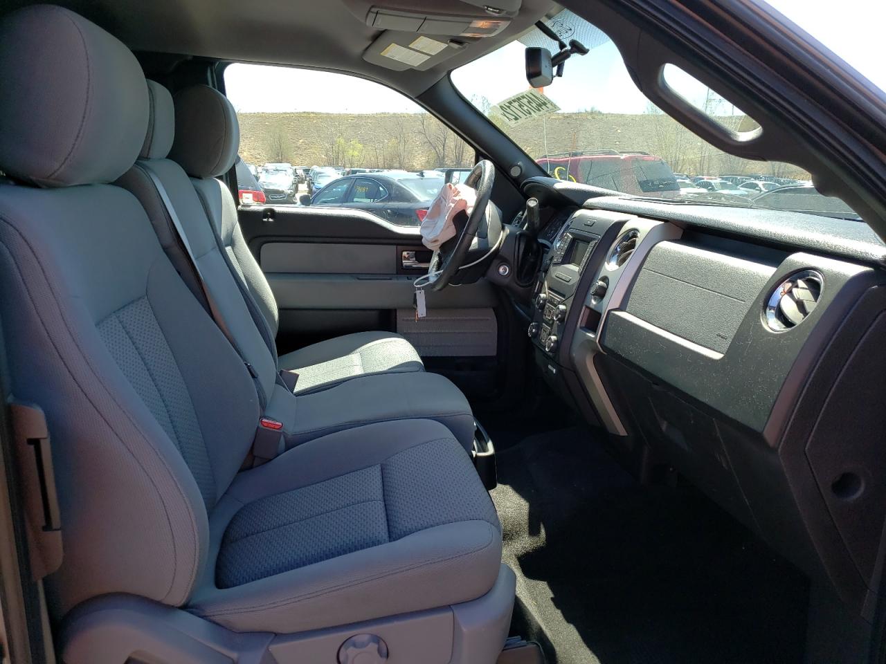 Photo 5 from auction – 2014 FORD F150 SUPER with VIN 1FTFX1EF7EKF92114