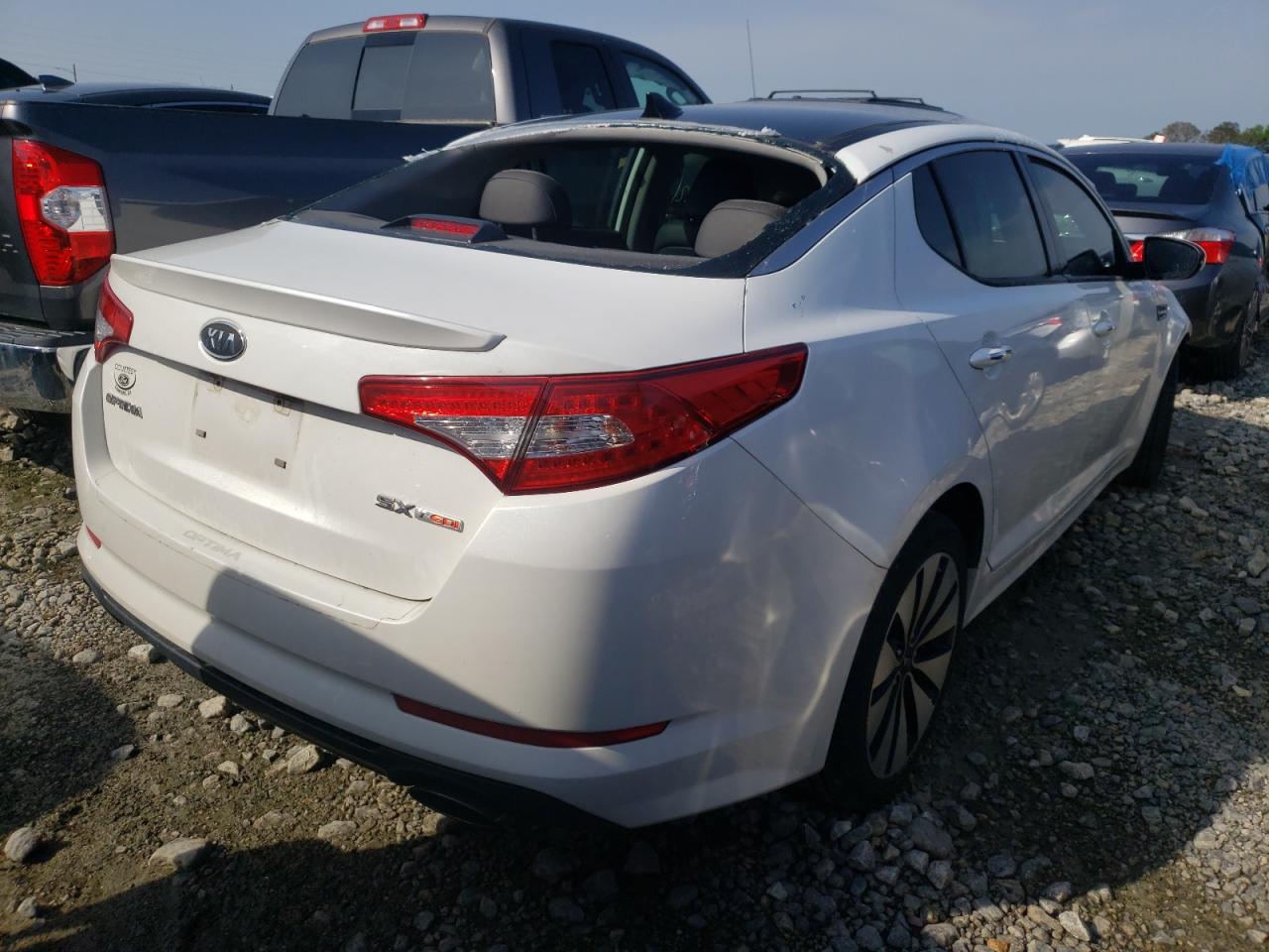 Photo 4 from auction – 2012 KIA OPTIMA SX with VIN 5XXGR4A68CG011734