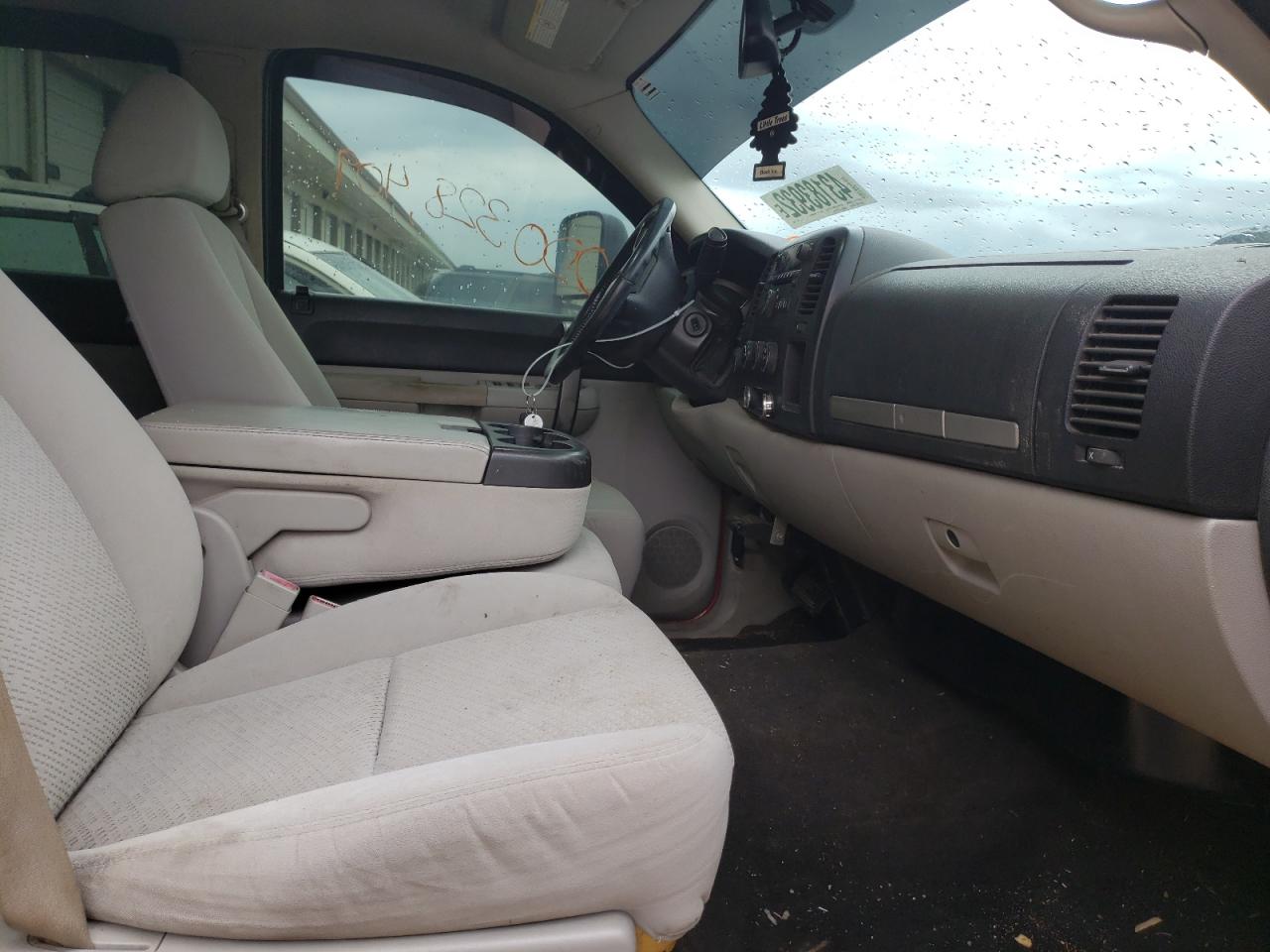 Photo 5 from auction – 2007 CHEVROLET SILVERADO with VIN 1GCHK23687F511942