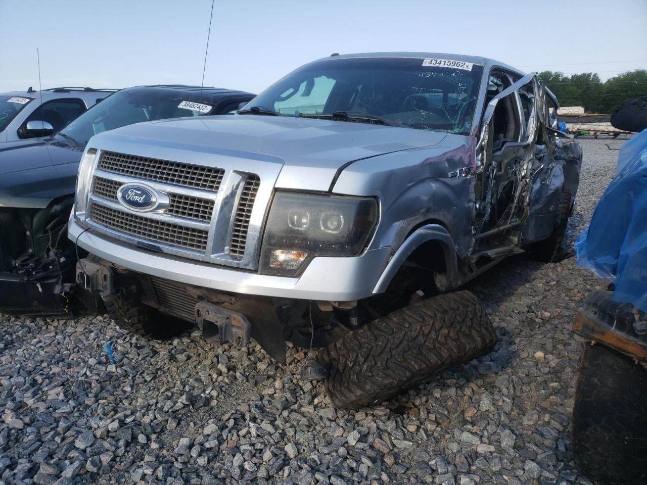 Photo 2 from auction – 2011 FORD F150 SUPER with VIN 1FTFW1ET3BFC36627