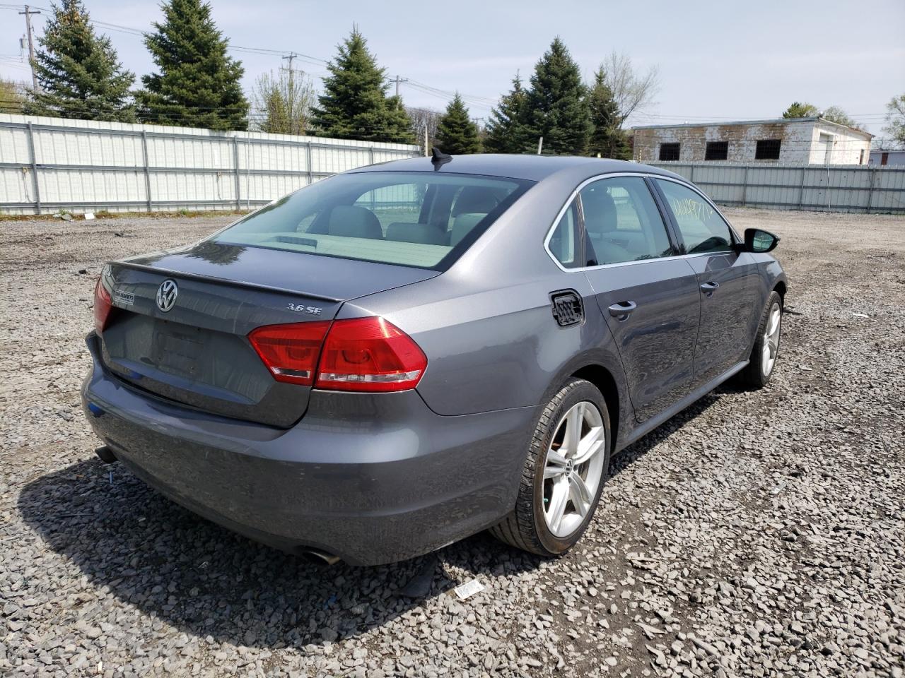 Photo 4 from auction – 2012 VOLKSWAGEN PASSAT SE with VIN 1VWBM7A36CC045121