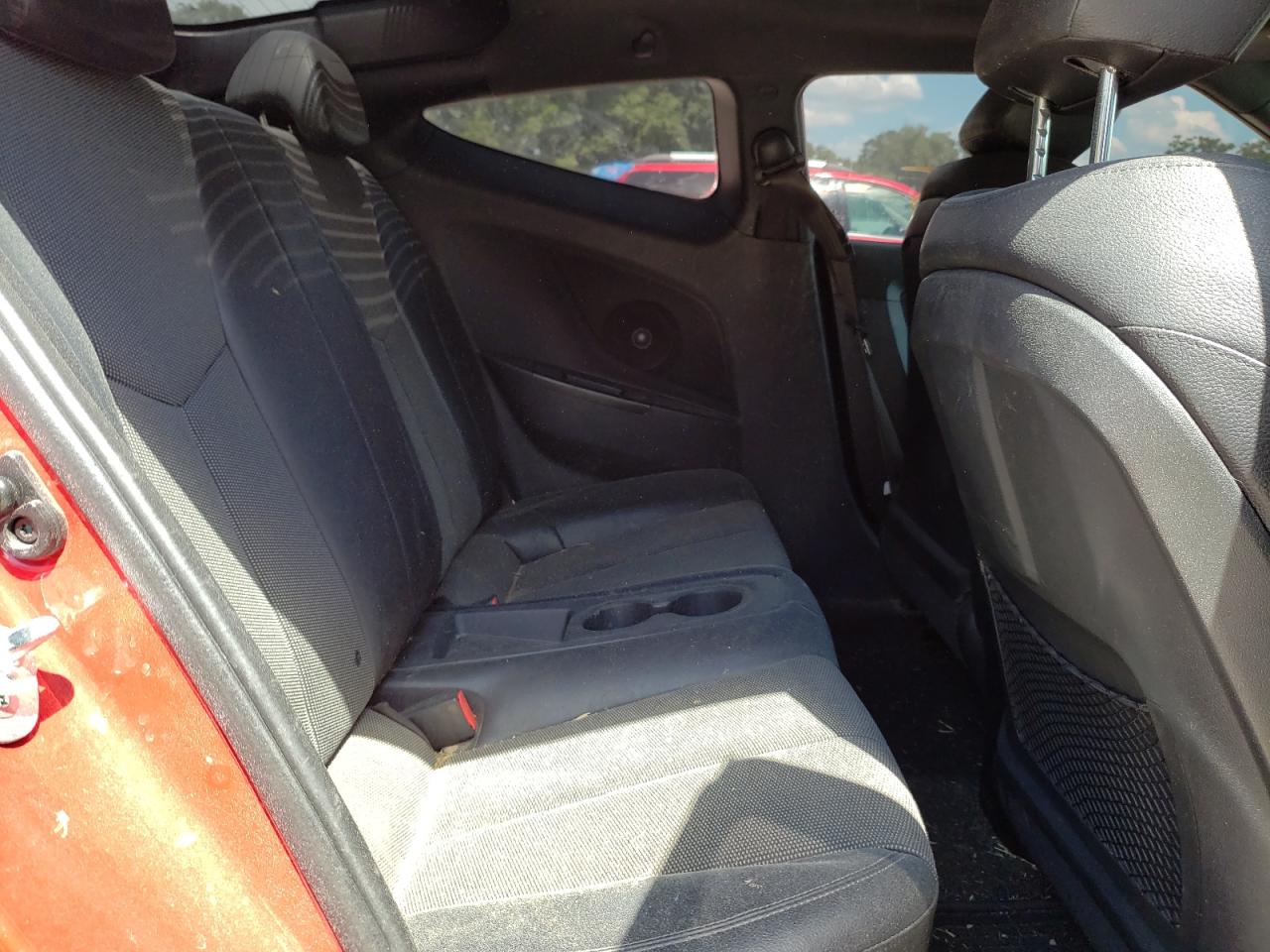 Photo 6 from auction – 2016 HYUNDAI VELOSTER with VIN KMHTC6AD1GU270572