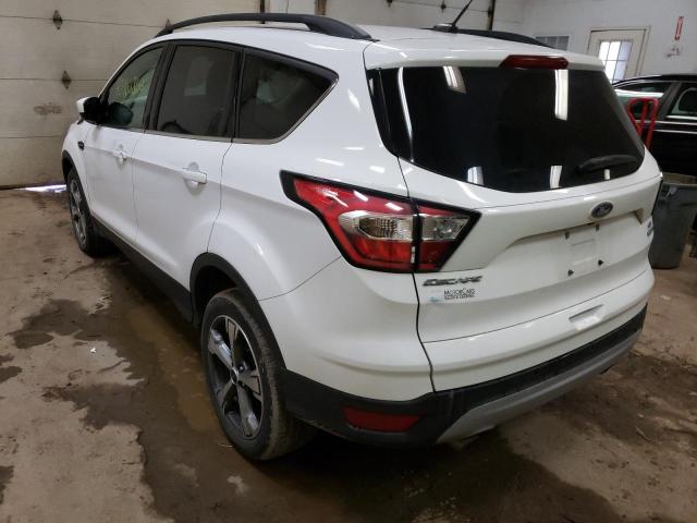 Photo 3 from auction – 2017 FORD ESCAPE SE with VIN 1FMCU9GD8HUD30368