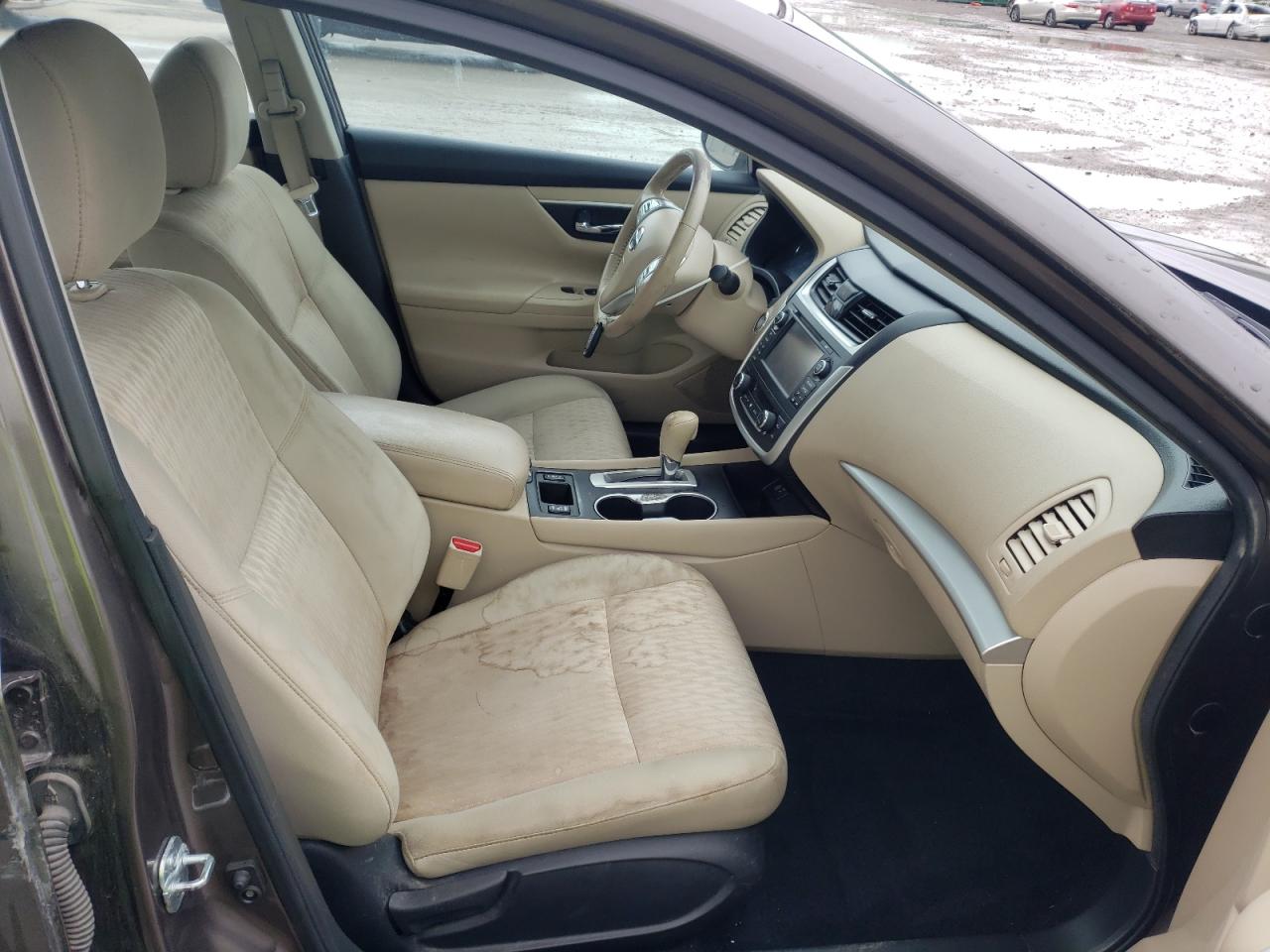 Photo 5 from auction – 2017 NISSAN ALTIMA 2.5 with VIN 1N4AL3AP9HC176215