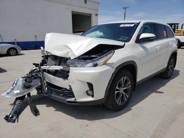Photo 2 from auction – 2019 TOYOTA HIGHLANDER with VIN 5TDBZRFH7KS738913