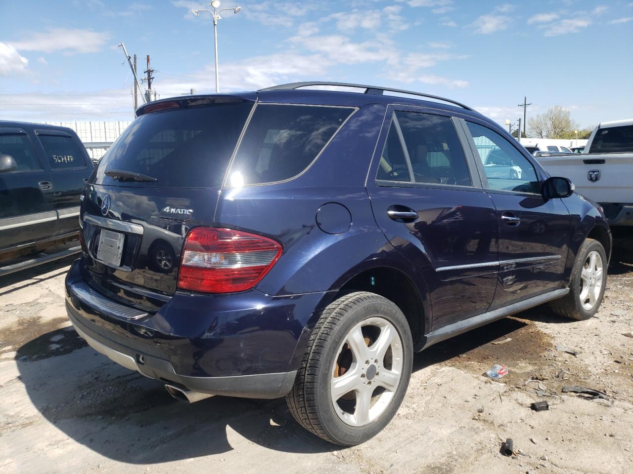 Photo 4 from auction – 2008 MERCEDES-BENZ ML 350 with VIN 4JGBB86E08A307710