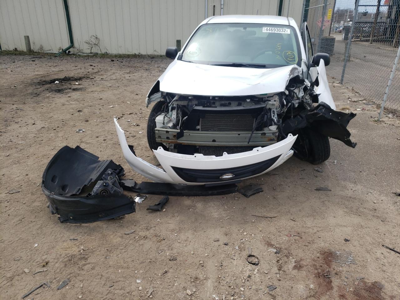 Photo 9 from auction – 2013 NISSAN VERSA S with VIN 3N1CN7AP7DL892049