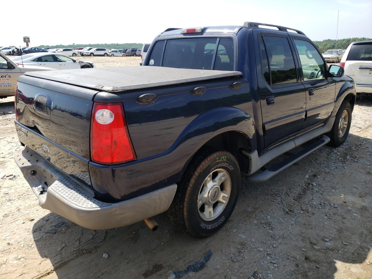 Photo 4 from auction – 2003 FORD EXPLORER S with VIN 1FMZU67E73UC83554