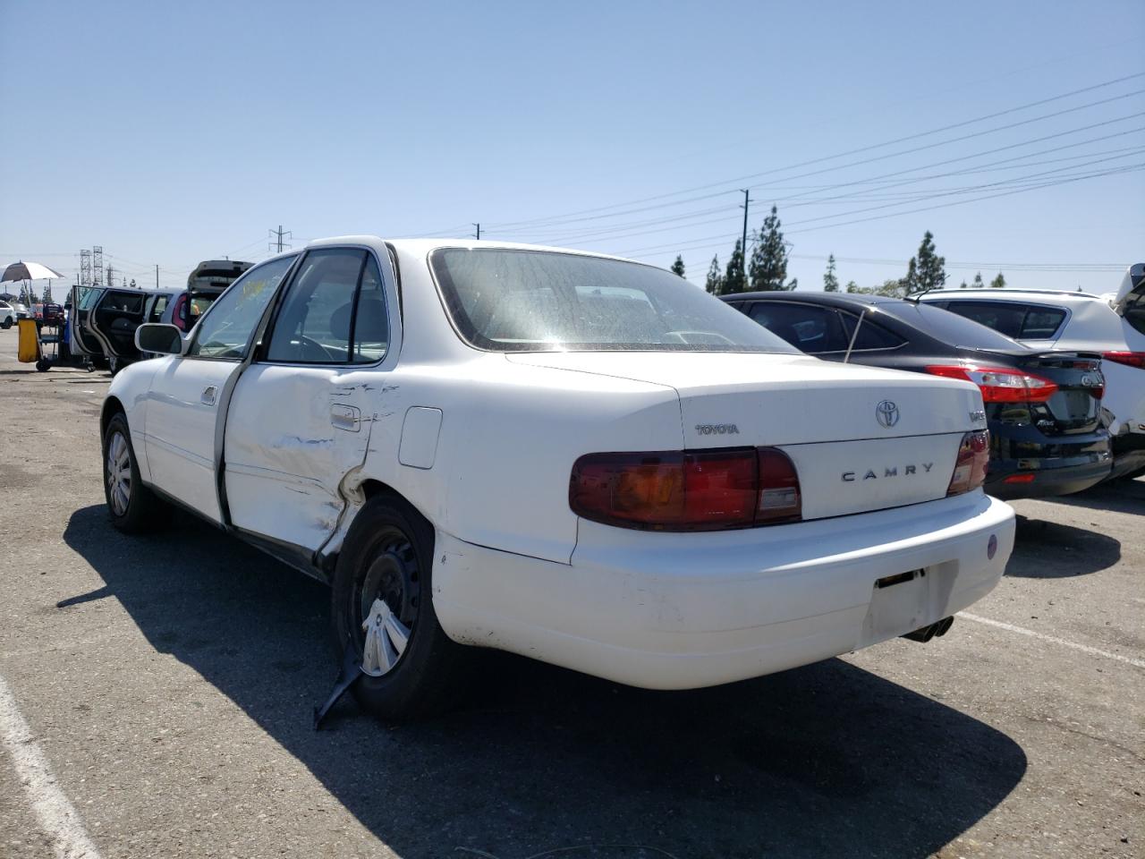 Photo 3 from auction – 1996 TOYOTA CAMRY LE with VIN 4T1BF12K0TU872084