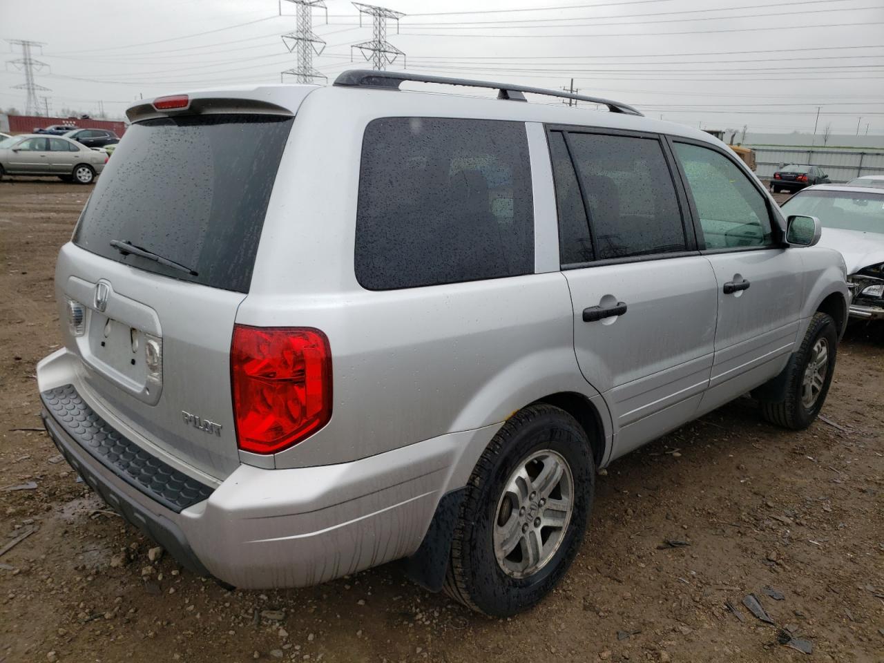 Photo 4 from auction – 2005 HONDA PILOT EX with VIN 5FNYF18485B005051
