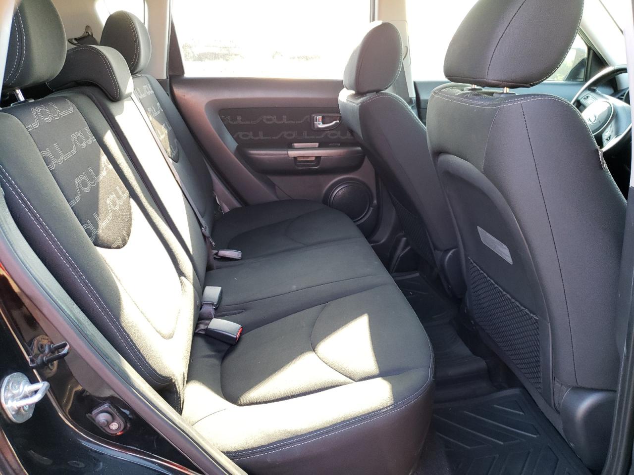 Foto 6 de la subasta – 2013 KIA SOUL + con VIN KNDJT2A66D7632928