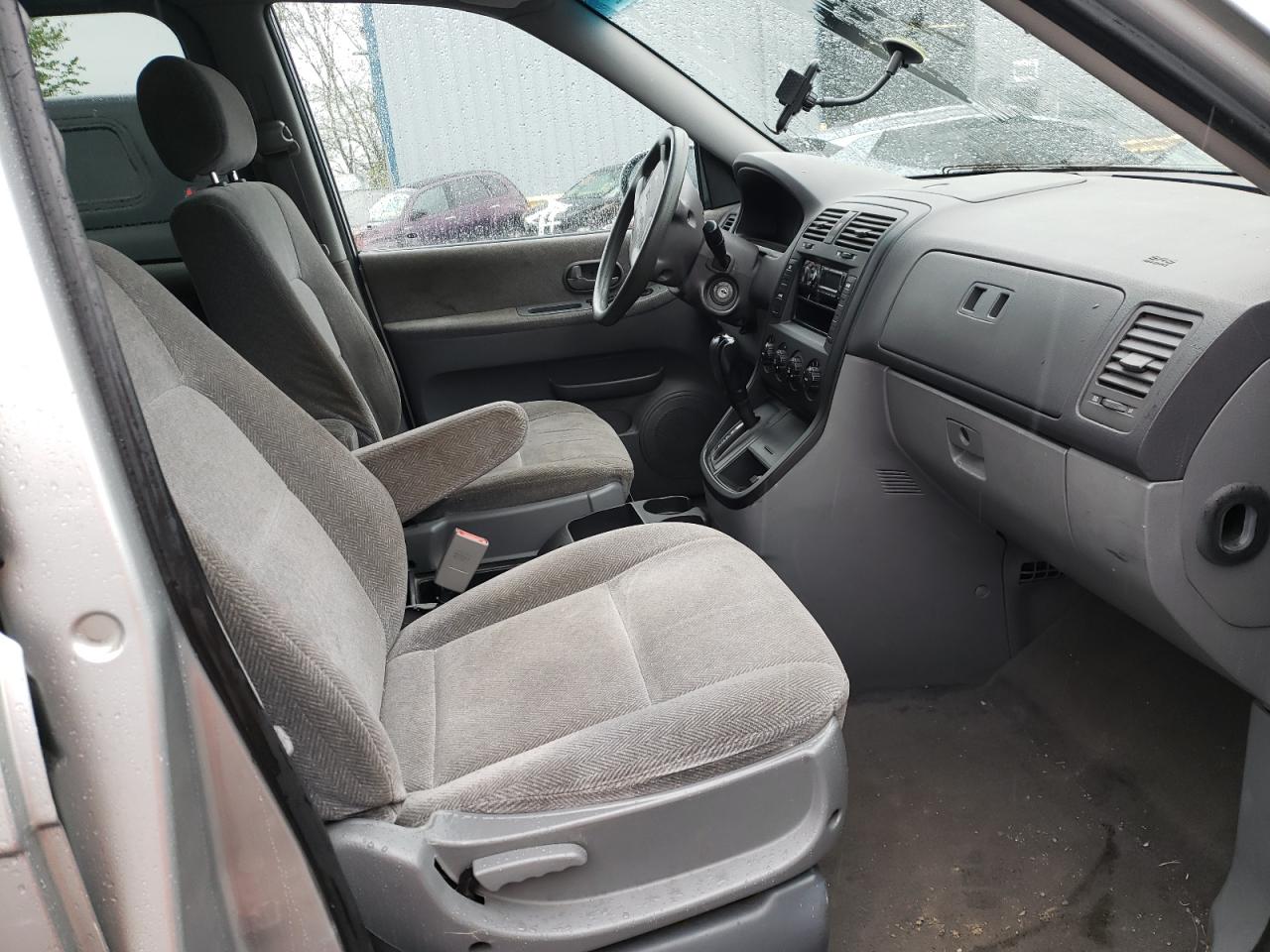 Photo 5 from auction – 2003 KIA SEDONA EX with VIN KNDUP131636453452