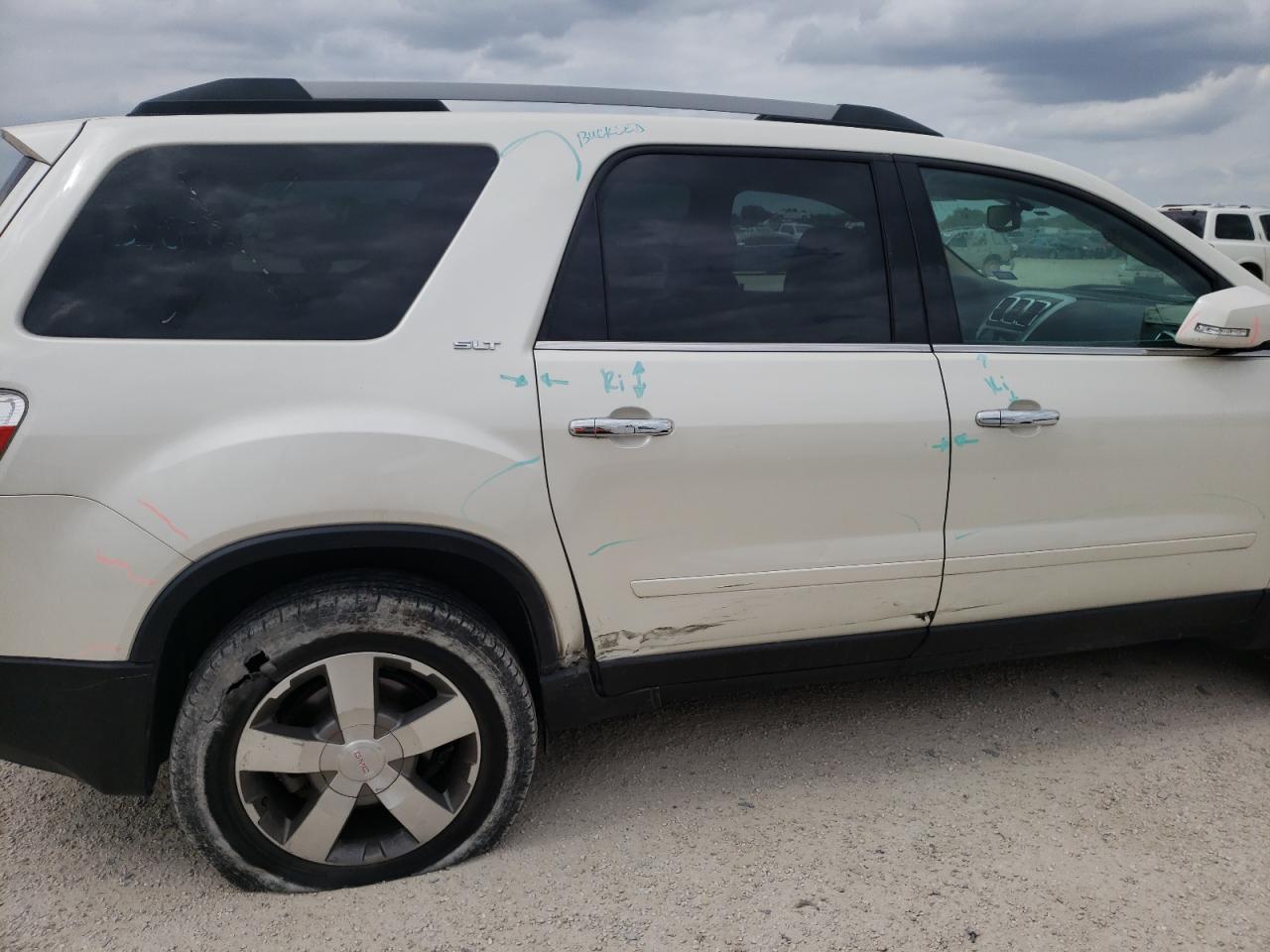 Photo 9 from auction – 2012 GMC ACADIA SLT with VIN 1GKKRRED1CJ332708