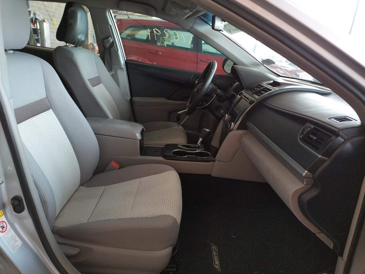 Photo 5 from auction – 2013 TOYOTA CAMRY L with VIN 4T1BF1FK7DU717527