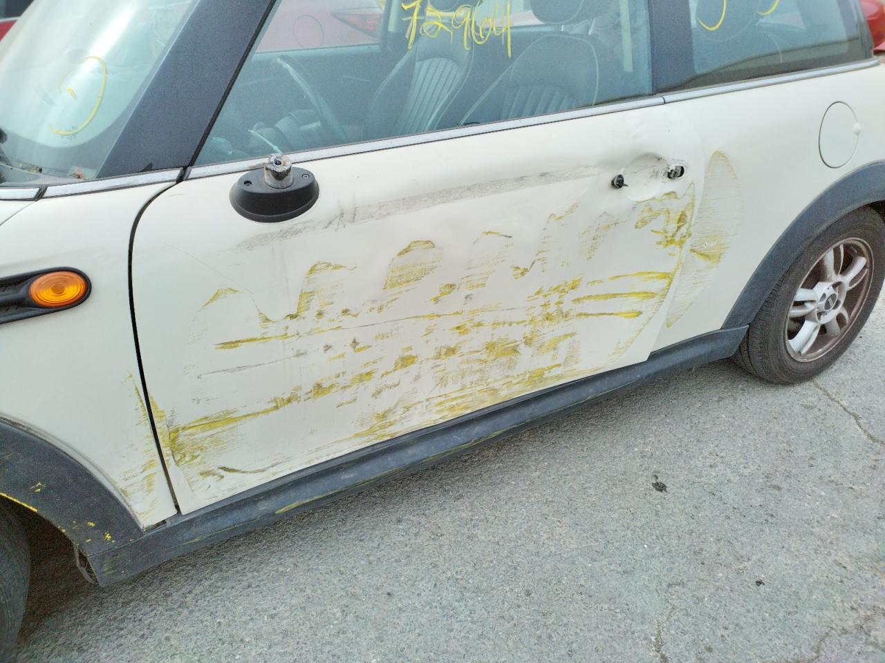 Photo 9 from auction – 2011 MINI COOPER with VIN WMWSU3C59BT094044