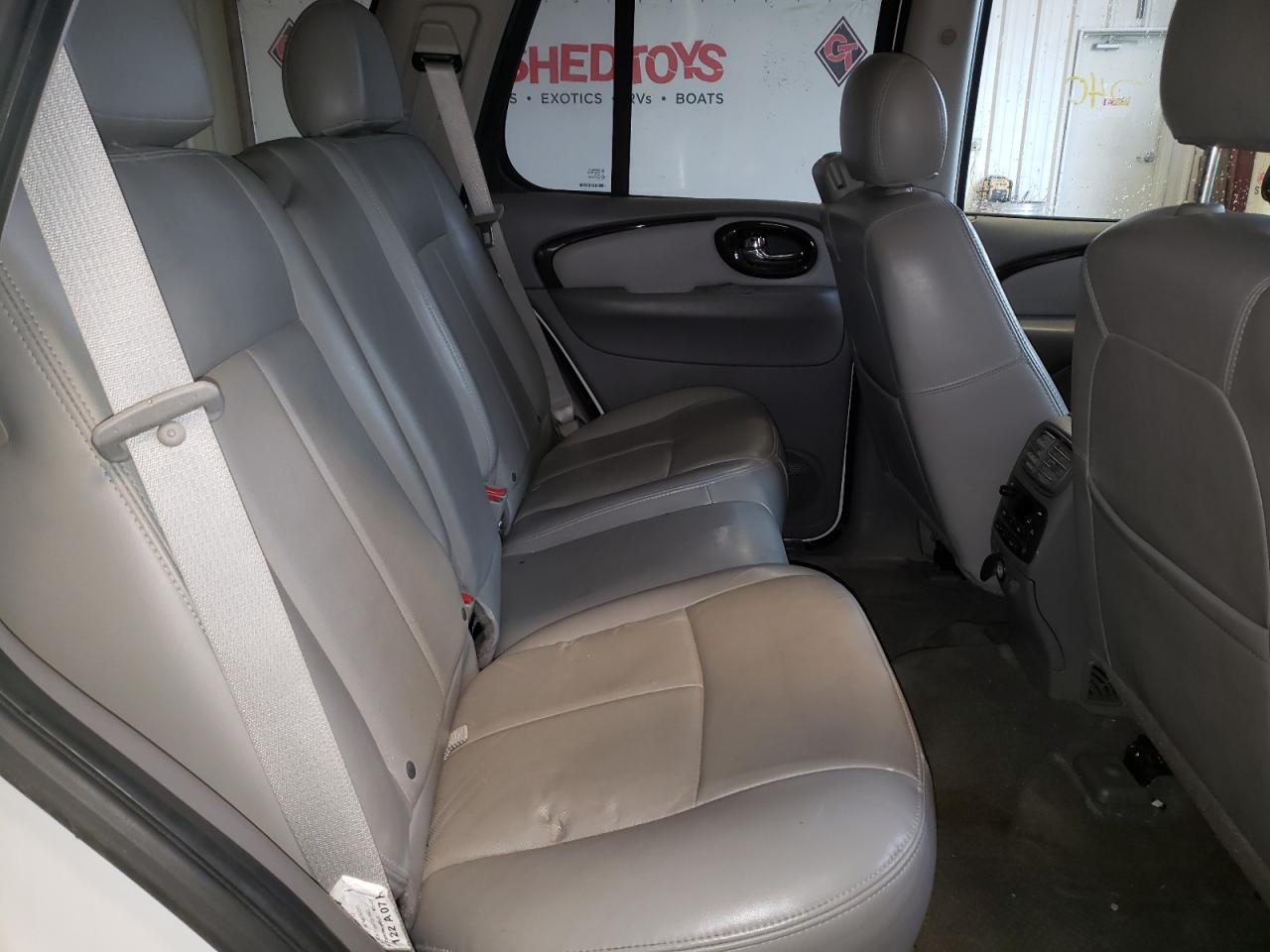 Photo 6 from auction – 2007 BUICK RAINIER CX with VIN 5GADT13S172280927
