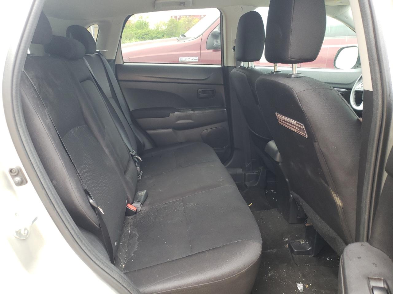 Photo 6 from auction – 2015 MITSUBISHI OUTLANDER with VIN 4A4AP3AU8FE046795