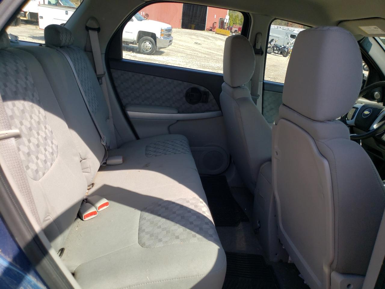 Photo 6 from auction – 2009 CHEVROLET EQUINOX LS with VIN 2CNDL23F796218196