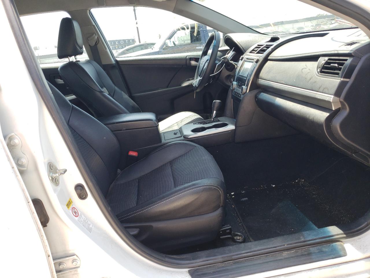 Photo 5 from auction – 2014 TOYOTA CAMRY L with VIN 4T1BF1FK4EU314932